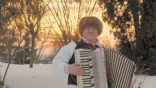 Muzyka, organy i 12 motocykli. "Tatuś miał piękne skrzypce, bodajże z 1830 roku"