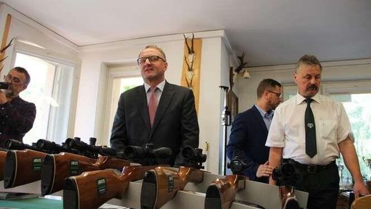 Myśliwi będą zabijać lochy. Za każdą ustrzeloną dostaną 200 złotych