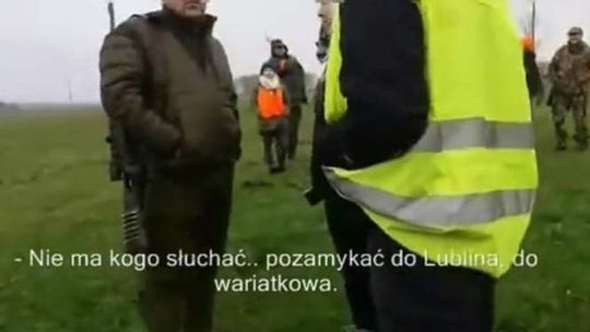 Myśliwi chcieli polować, ekolodzy ich blokowali. "Pozamykać do Lublina, do wariatkowa" [wideo]