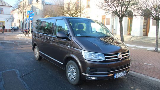 MZK chciało kupić samochód do przewozu niepełnosprawnych. Ale kupiło luksusowego vana