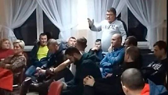 Na działce wójta ma powstać kompostownia. Smrodu gnijącej trawy nie chcą mieszkańcy  