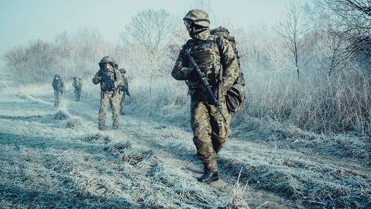 Na ferie do terytorialsów. Oferta szkoleniowa dla uczniów i studentów