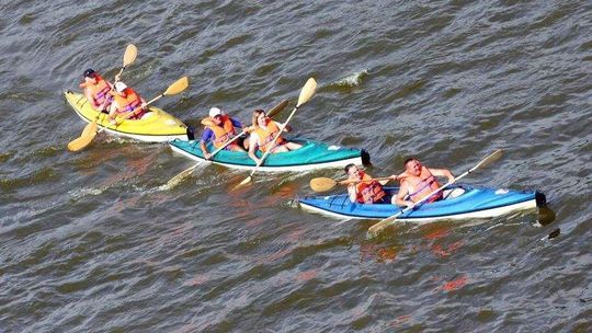 Na kajaki w długi weekend majowy. Trasy, miejsca, ceny