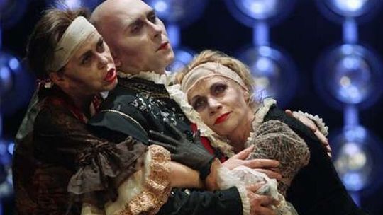 \"Na końcu łańcucha” w Teatrze Osterwy (recenzja)