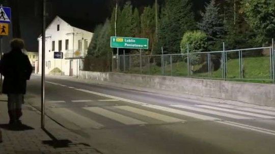 Na pierwszy rzut oka zwykłe przejście. Ale pieszy może się tu czuć znacznie bezpieczniej