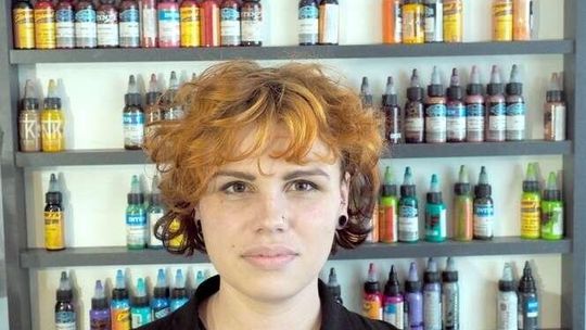 Na własnej skórze. "Moje tatuaże pełnią funkcje przypominającą"