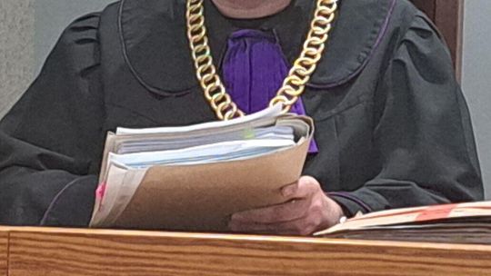 Naciągali ludzi na unijne dotacje. Małżeństwo na ławie oskarżonych za oszustwa