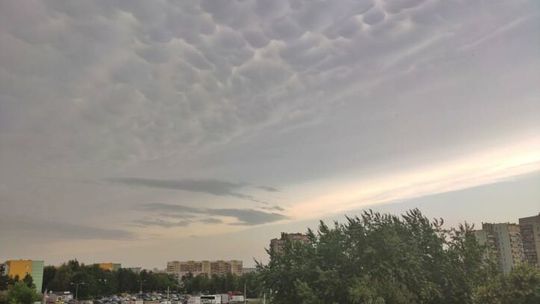 Nad Lublin nadciąga wielka burza. Niesamowite chmury