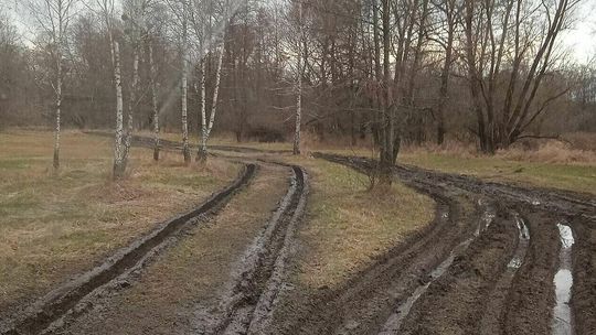 Nadbużańskie drogi rozjeżdżone przez wojsko. Będzie apel radnych do rządu?