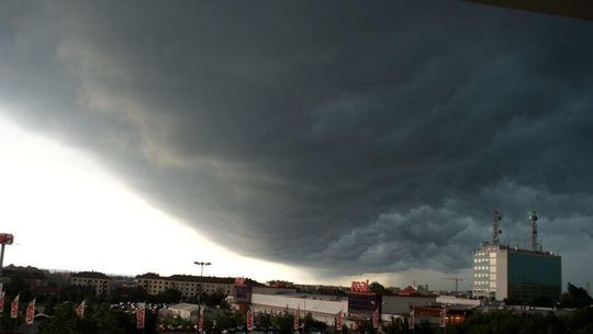 Nadchodzą burze z gradem. Na terenie całego woj. lubelskiego