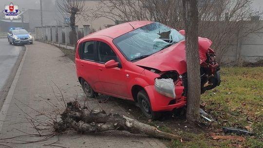 Nadmierna prędkość "na zakręcie". 48-latka kierująca autem była pijana