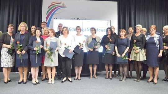 Nagrody i awanse puławskich nauczycieli