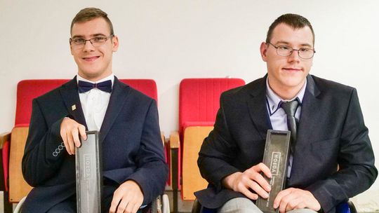 Nagrody im. prof. Z. Hołdy wręczone niepełnosprawnym, którzy protestowali w Sejmie [zdjęcia]