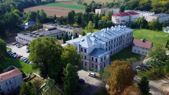 Najbardziej wykwalifikowane pielęgniarki bez nocnych i świątecznych dyżurów? Spór w Radecznicy