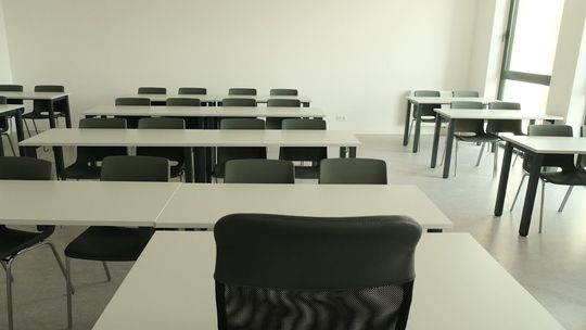 Najnowsze dane z lubelskiego. Koronawirus w 471 szkołach i przedszkolach