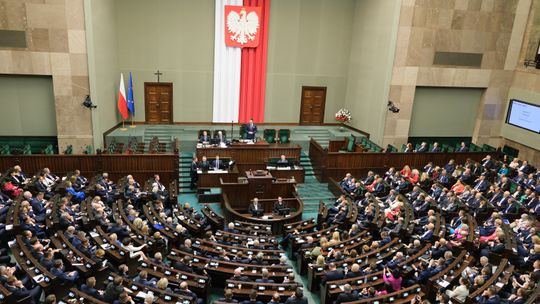 Najnowszy sondaż IBRiS dla Rzeczpospolitej.  Na czele bez zmian