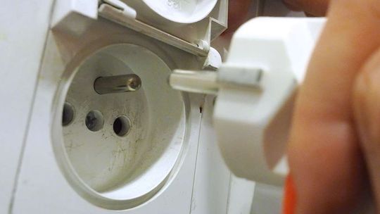 Najpierw samochód, potem ładowarki