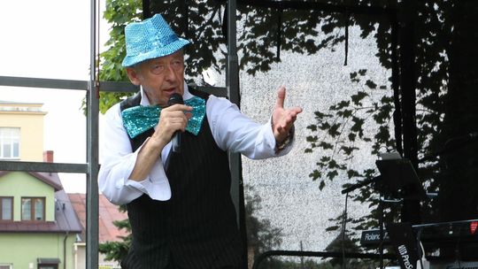 Najpierw wojskowe pojazdy, potem dożynki z Rosiewiczem