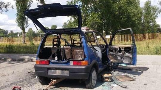 Najpierw wybili szyby, później podpalili. Jest decyzja ws. wraku na Rusałce