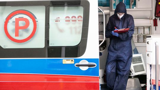 Najwyższy dobowy bilans zgonów w Lubelskiem od początku pandemii. 40-latka zmarła w domu