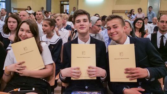 Najzdolniejsi uczniowie szkół podstawowych w Lublinie dostali nagrody [zdjęcia]