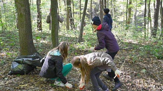 Nałęczów: Młodzi uzdrawiali uzdrowisko