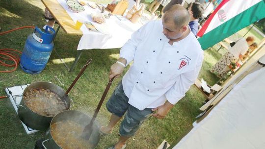 Nałęczów: Nasze potrawy, gulasz gości