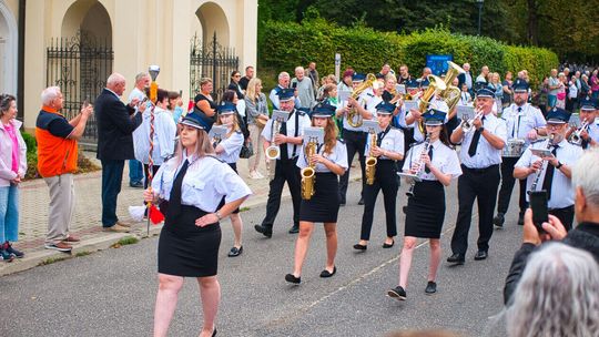 Nałęczów opanowały strażackie orkiestry