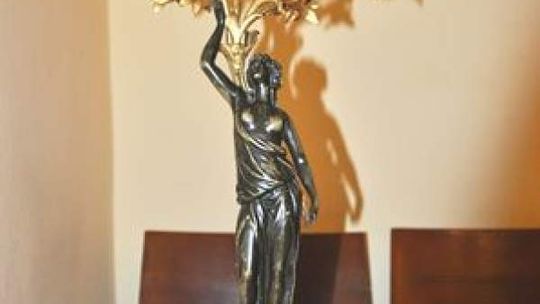 Nałęczów: Złodziej ukradł zabytkowy świecznik