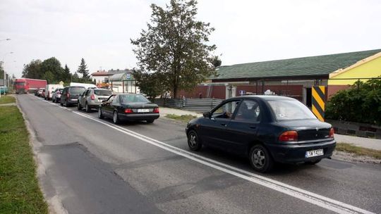 Nałęczowska: Po otwarciu Biedronki będą korki? Szykuje się miesiąc utrudnień