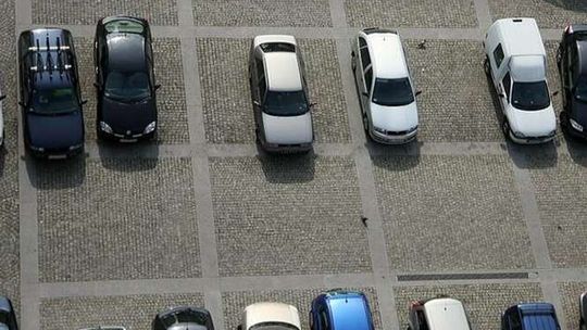 Nałkowskich: Nie zbudują dodatkowego dojazdu do szkoły i parkingu