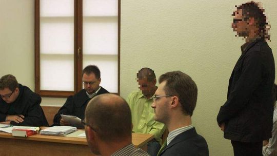 Napadli na narodowców krzycząc "antifa hooligans!". Ruszył proces