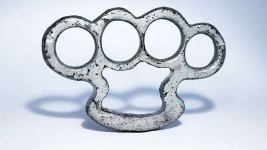 Napadli na przedsiębiorcę i chcieli wymusić haracz. Wpadli w zasadzkę