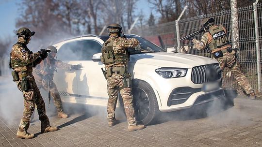 Narkotyki w paczkach z Lublina. Mieli dużo zamówień z USA