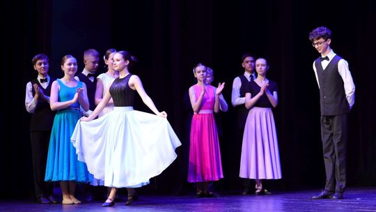 Narodowe tańce w Domu Chemika. "Powiśle" na podium