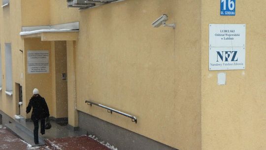 Narzekamy na służbę zdrowia, ale oficjalnych skarg jest mało
