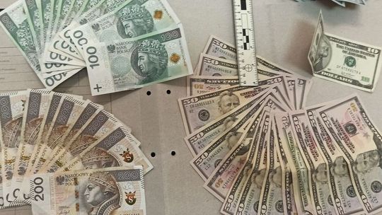 Nastolatek oszukiwał seniorów. Wpadł na krajowej "dwójce"