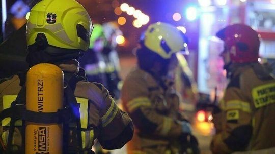 Nastolatek rozpylił w szkole gaz pieprzowy. Ewakuowano 100 osób 