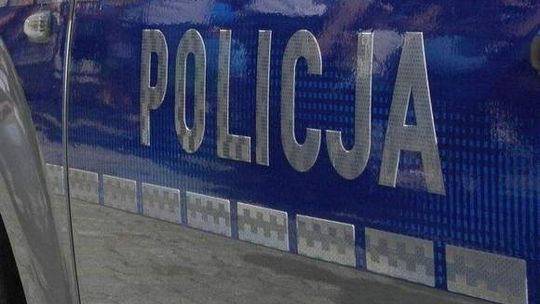 Nastolatek ugodził nożem policjanta. Funkcjonariusz w szpitalu