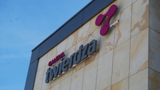 Nastolatki zatrzymane na kradzieży w Galerii Twierdza. Kradły ciuchy