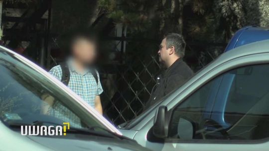 Nastolatkowie pobili policjanta w parku?