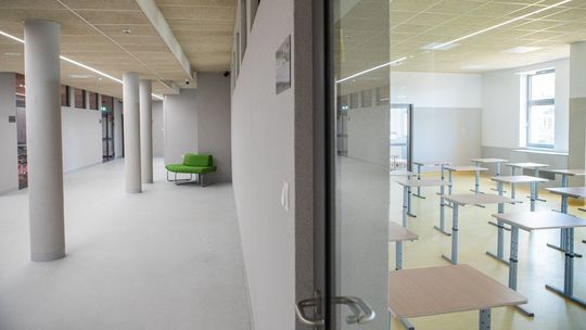 Nauczyciele obawiają się zakażenia koronawirusem, chaosu i zatłoczonych sal