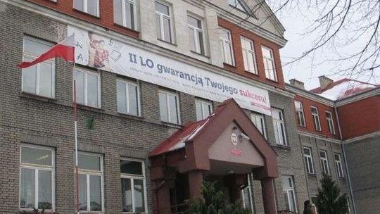 Nauczyciele ośmieszyli ciemnoskórego ucznia w szkole. Sprawą zajmie się prokuratura