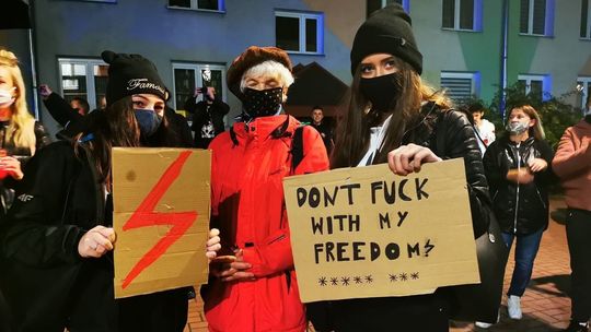 Nauczycielka szkoły w Kraśniku: "Błyskawica to symbol szatana"