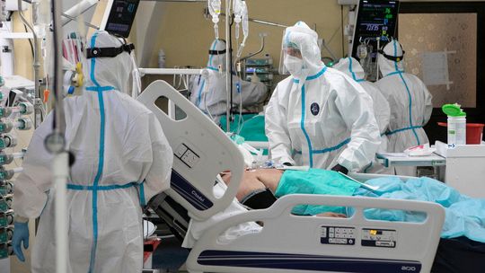 Naukowcy apelują o ogólnoeuropejskie działania, które ograniczą rozwój pandemii