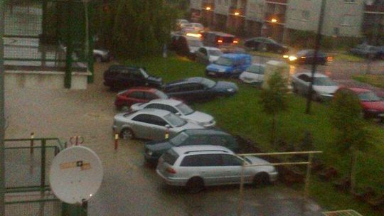 Nawałnice w woj. lubelskim: Zalane mieszkania i ulice