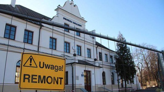 Nawet dworzec może się spóźnić