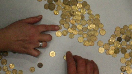 NBP planuje wycofać grosze. Sieci handlowe protestują