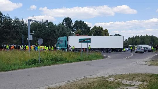 Nerwowo przed granicą. Zdesperowani kierowcy zaczęli blokować drogę krajową