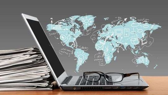 Newsy w sieci zdobywają coraz więcej czytelników